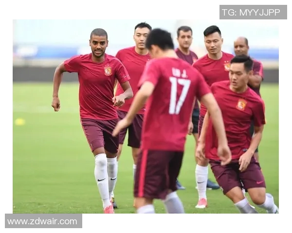 上海足球队心理素质引发热议球迷与专家观点碰撞解析