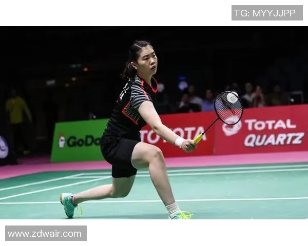 北京羽毛球队在邀请赛中以60分稳居积分榜首位展现强劲实力