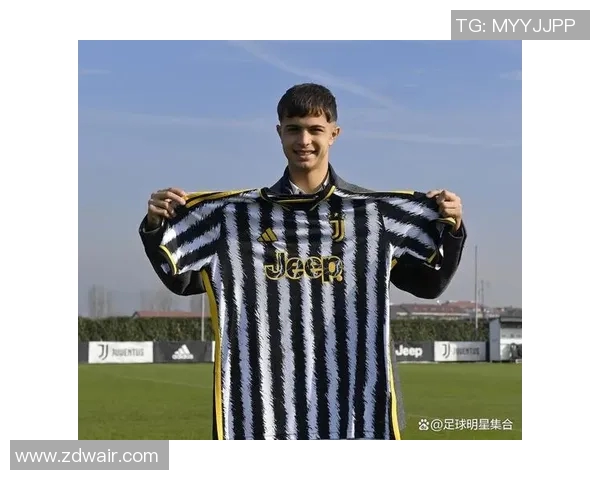 11号球衣的传奇前锋：足球场上的闪耀明星与精彩瞬间